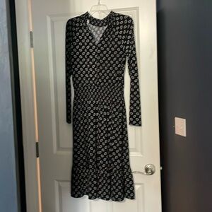 MICHAEL KORS Midi Length Black Paisley-like Print, Size Small